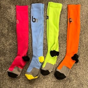 Set of 4 compression socks